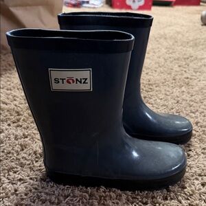 Stonz Kids Black Rain Boots size 1